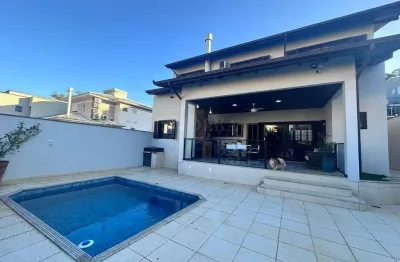 Casa em condomínio fechado com 3 quartos à venda na rua josé durieux, córrego grande, florianópolis, 220 m2 por r$ 2.390.000