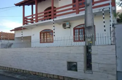 Casa em condomínio fechado com 4 quartos à venda na rua josé ferreira correia, capoeiras, florianópolis, 170 m2 por r$ 858.000