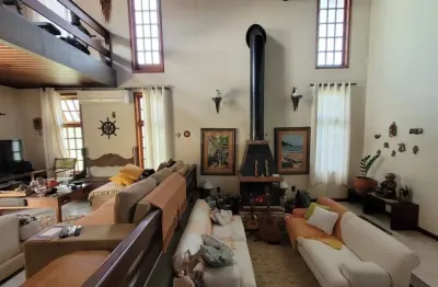 Casa em condomínio fechado com 3 quartos à venda na rua joão rocha, campeche, florianópolis, 114 m2 por r$ 2.500.000