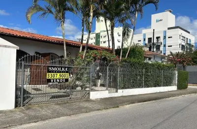 Casa em condomínio fechado com 4 quartos à venda na rua presidente gama rosa, trindade, florianópolis, 325 m2 por r$ 2.200.000