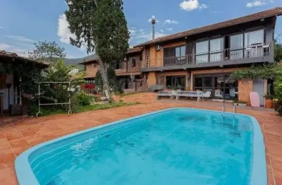 Casa em condomínio fechado com 5 quartos à venda na rua itapeva, itacorubi, florianópolis, 900 m2 por r$ 3.723.000