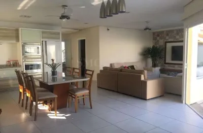 Casa em condomínio fechado com 4 quartos à venda na rua ipê rosa, carianos, florianópolis, 321 m2 por r$ 1.780.000