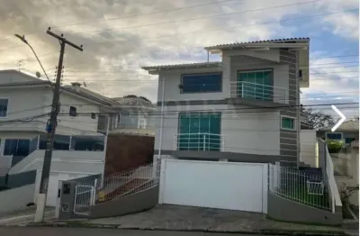 Casa em condomínio fechado com 3 quartos à venda na rua dos pintassilgos, pedra branca, palhoça, 229 m2 por r$ 1.800.000