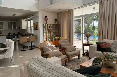 Casa em condomínio fechado com 6 quartos à venda na rua dos camuris, jurerê internacional, florianópolis, 605 m2 por r$ 7.500.000