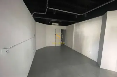 Sala comercial com 1 sala à venda na avenida prefeito osmar cunha, centro, florianópolis, 44 m2 por r$ 640.000