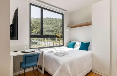 Kitnet / stúdio à venda na rua da quaresmeira roxa, cachoeira do bom jesus, florianópolis, 15 m2 por r$ 325.000