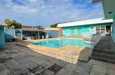 Casa à venda na rua dom plácido, 256, coqueiral, araruama por r$ 1.000.000