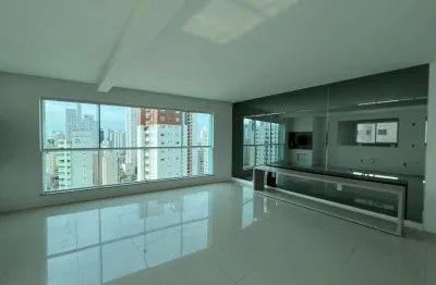 Apartamento com 3 quartos à venda na 3ª Avenida, Centro, Balneário Camboriú