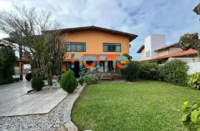 Casa à venda na rua do gramal, 100, campeche, florianópolis por r$ 4.770.000