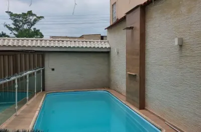 Excelente oportunidade - casa triplex no bairro três corações - aceita financiamento bancário.