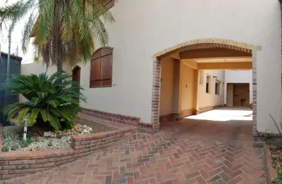 Casa com 3 quartos para alugar na Santa Amélia, Belo Horizonte , 120 m2 por R$ 5.100