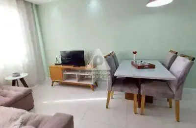 Apartamento à venda no recreio dos bandeirantes - 2 quartos com lazer e segurança!
