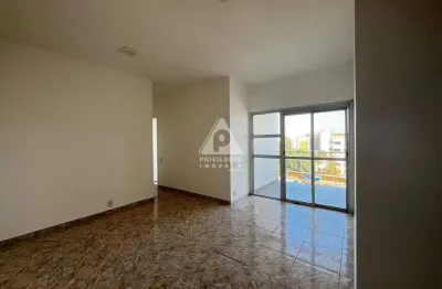 Apartamento à venda na Rua Retiro dos Artistas, Pechincha, Rio de Janeiro
