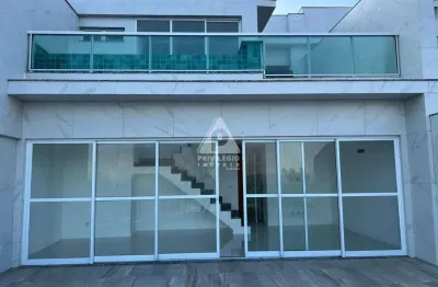 Cobertura duplex com 299m2 vista frente para o mar no recreio dos bandeirantes