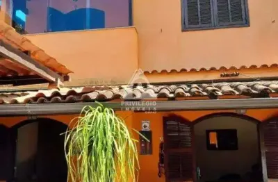 Casa triplex no recreio dos bandeirantes com 4 quartos