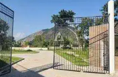 Oportunidade única: terreno 361 m² em condomínio fechado – vargem pequena