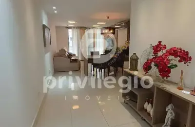 Oportunidade única: apartamento de alto padrão no edifício cristal