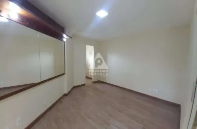 Ótima oportunidade de sala comercial na avenida olegário maciel!
