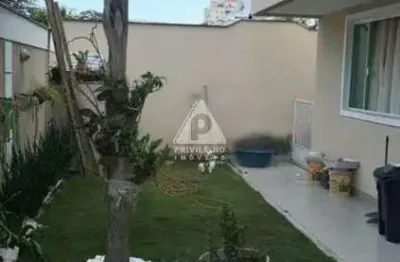 Casa com 4 quartos à venda na Rua Altamiro Carrilho, Recreio dos Bandeirantes, Rio de Janeiro
