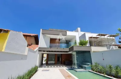 Casa em condomínio fechado com 4 quartos à venda na Rua Benjamim Magalhães, Barra da Tijuca, Rio de Janeiro