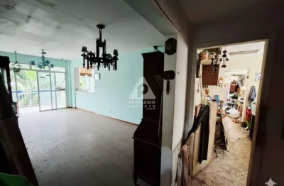 Apartamento à venda 134 m² com 4 quartos (1 suíte), 2 vagas, jardim oceânico