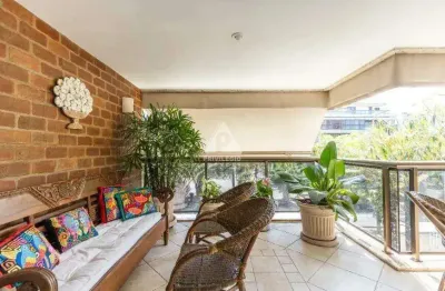 Apartamento à venda na Barra da Tijuca, RJ | 3 quartos, 156 m², Frente, 2 vagas