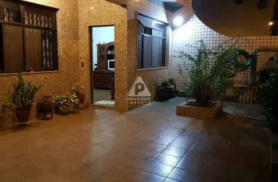 Casa de Vila à venda, 3 quartos, 1 suíte, 2 vagas, Freguesia (Jacarepaguá) - RIO DE JANEIRO/RJ