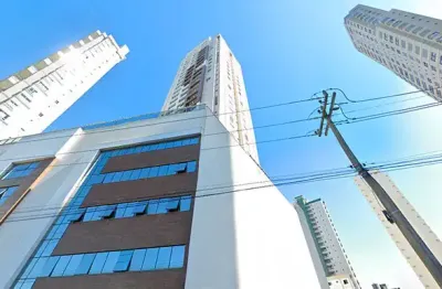 Apartamento no edifício mirante das águas em balneário camboriú