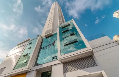 Apartamento alto padrão no edifício falcon tower – balneário camboriú