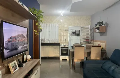 Casa em condomínio fechado com 2 quartos à venda na Rua Alpheu Castro Santos, 120, Lopes de Oliveira, Sorocaba