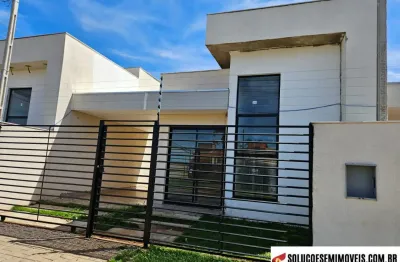 Casa com 2 quartos à venda na Avenida Araucária, 852, Vila Residencial A, Foz do Iguaçu
