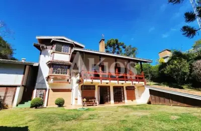 Casa típica de campos do jordão - magnífico jardim para curtir todo contato com a natureza!