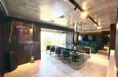 Apartamento maravilhoso no ultimo andar à venda na região do galeria