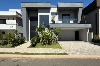 Casa belíssima à venda em condomínio na região do alphaville campinas
