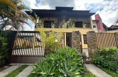 Lindo sobrado com localização privilegiada em valinhos/sp