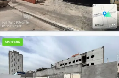 Estacionamento e lava-rápido, prédio  novo, medindo 965m²