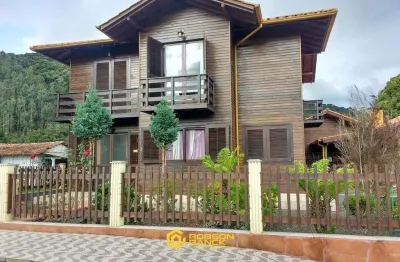 Casa com 4 quartos à venda na Rua Otacilio Pinto, 42, Centro, Urubici