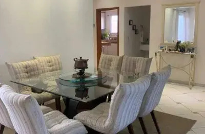 Ampla casa à venda com piscina e 3 suítes no jd. amstalden residence