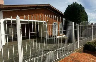 Locação - casa ampla e aconchegante no parque são lourenço r$ 4.500.00