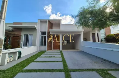 Casa de frente para área verde com preparação para energia solar à venda no Jardim Vista Verde