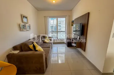 2 suites mobiliado 2 vagas na meia praia por menos de 1 milhão