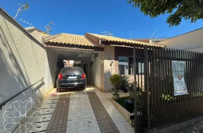 Casa com 2 quartos à venda na rua gino buozo, 541, jardim dos pássaros, maringá por r$ 400.000