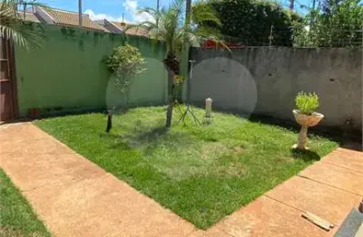 Casa à venda com 3 quartos em nova três lagoas, três lagoas - ms