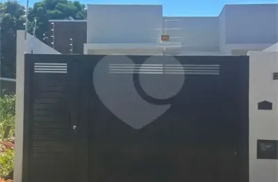 Casa à venda com 2 quartos em vila nova, três lagoas - ms