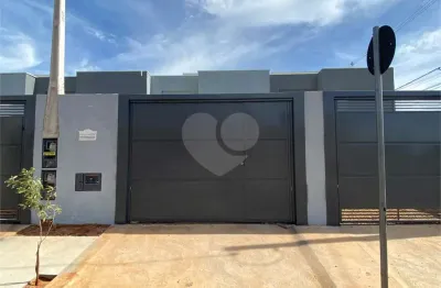 Casa à venda com 2 quartos em jardim bela vista, três lagoas - ms