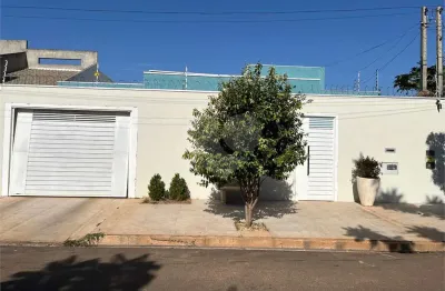 Casa à venda no Ipê, Três Lagoas 