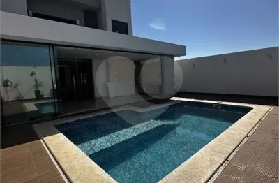 Casa  à venda com 4 quartos no condomínio village do lago, três lagoas - ms