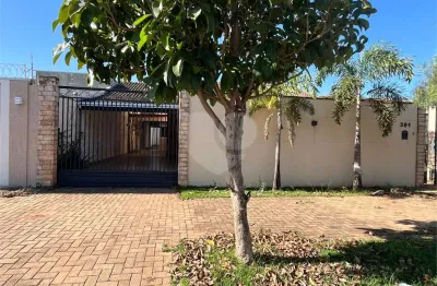 Casa à venda com 3 quartos em ipê, três lagoas - ms