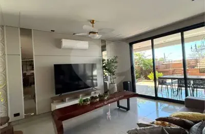 Casa com 5 quartos à venda no Village do Lago, Três Lagoas 