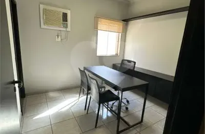 Ponto comercial com 1 sala para alugar no Centro, Três Lagoas 